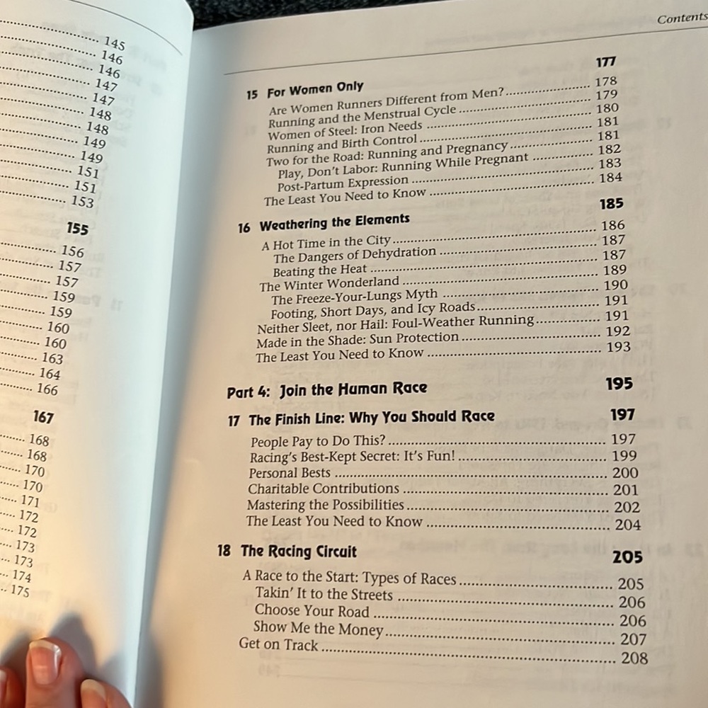 THE COMPLETE IDIOT”S GUIDE JOGGING AND RUNNING PAPER BACK BOOK - Picture 12 of 16